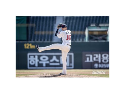 롯데 김진욱 차출로 선발진 공백 우려